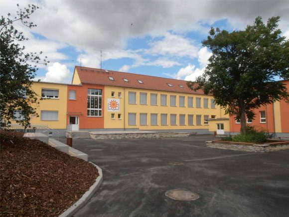 Grunschule / Hort / KITA Jesewitz